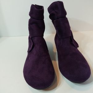 Rampage Bielson wine faux leather suede pull on slouchy ankle boot